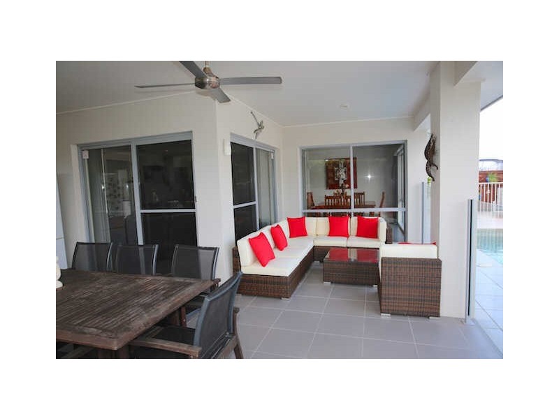 5 Stephen Burton Way, Pelican Waters QLD 4551