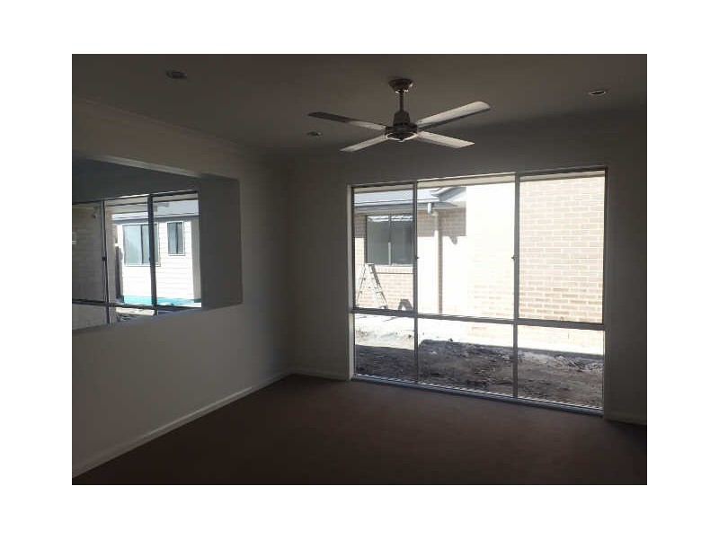 3 Apple Crescent Bells Reach, Caloundra West QLD 4551