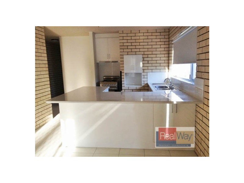 2/16 Moreton Parade, Kings Beach QLD 4551