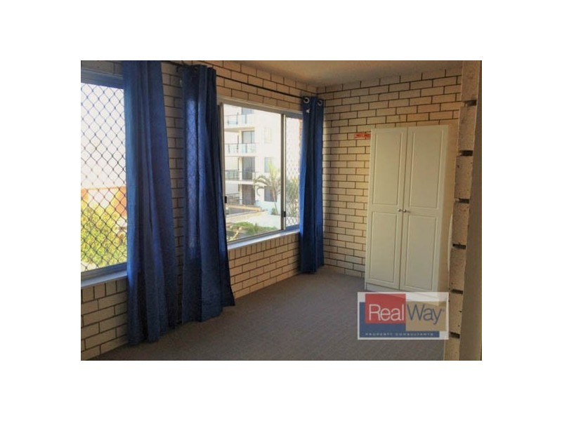 2/16 Moreton Parade, Kings Beach QLD 4551