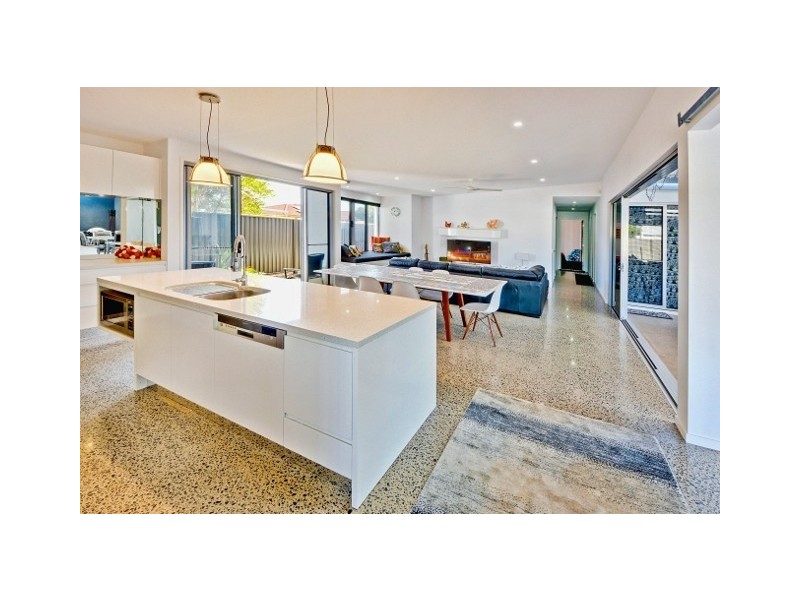 46 Palmer Avenue, Golden Beach QLD 4551