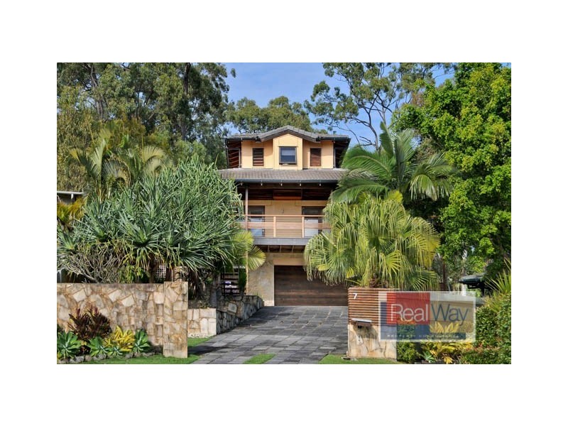 7 Timbertop Court, Little Mountain QLD 4551