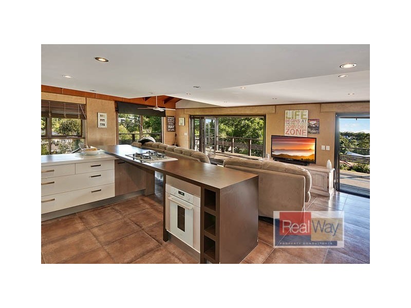 7 Timbertop Court, Little Mountain QLD 4551