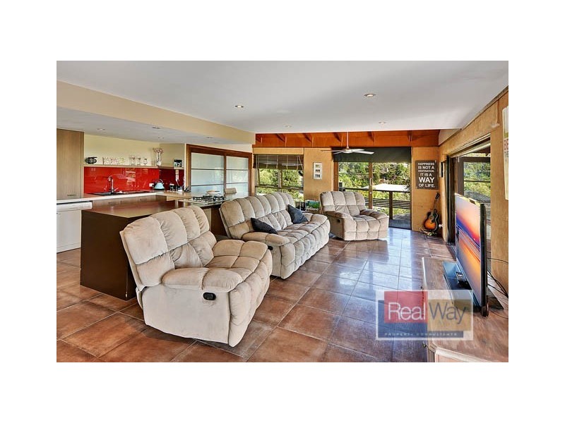 7 Timbertop Court, Little Mountain QLD 4551