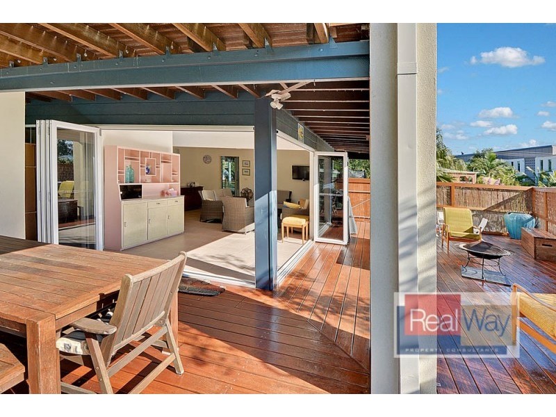 41 Enfield Crescent, Battery Hill QLD 4551