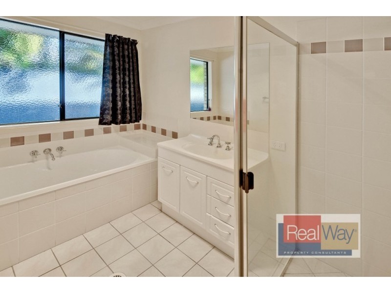 39 Springs Drive, Little Mountain QLD 4551