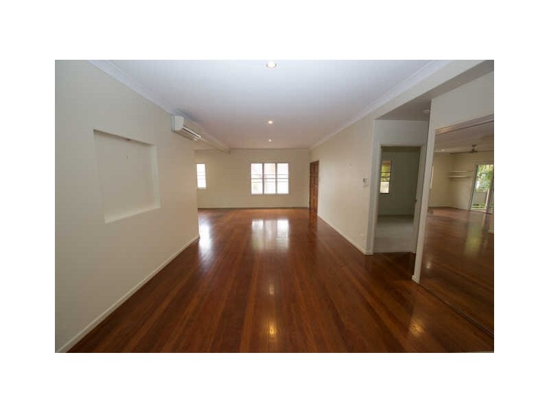 Moffat Beach QLD 4551