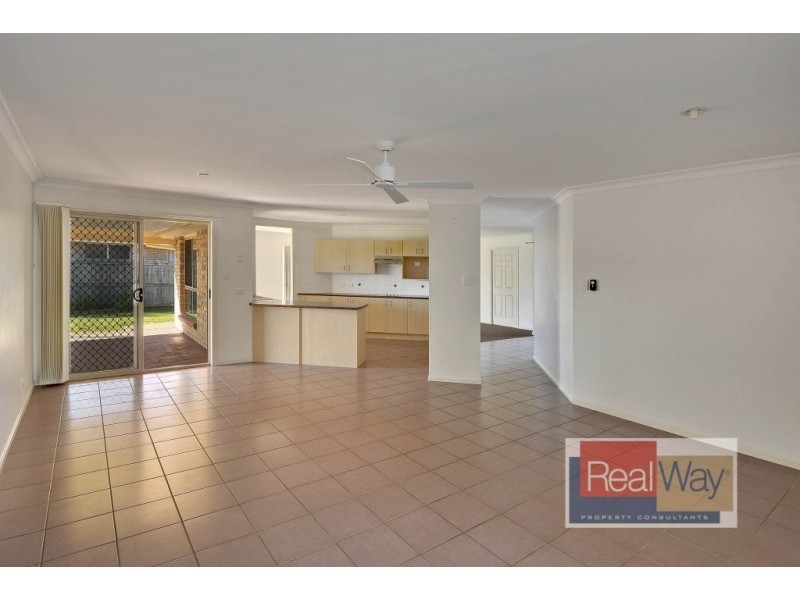 7 Anika Place, Little Mountain QLD 4551