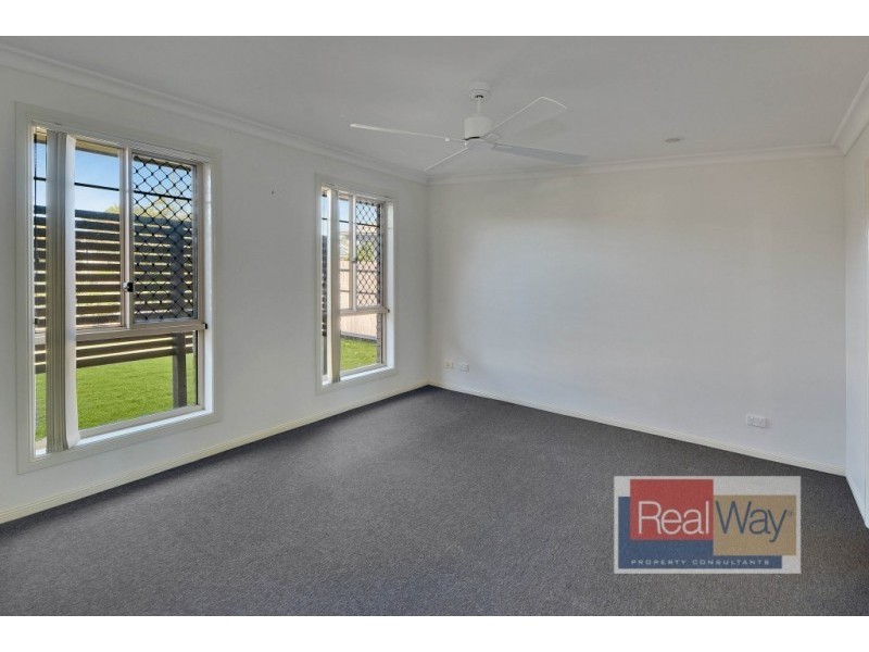 7 Anika Place, Little Mountain QLD 4551