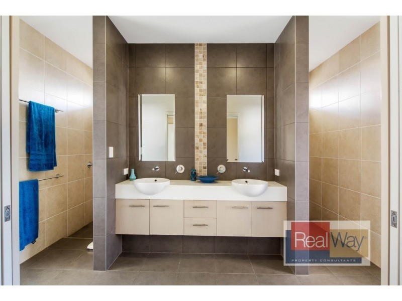 6 Stern Drive, Wurtulla QLD 4575