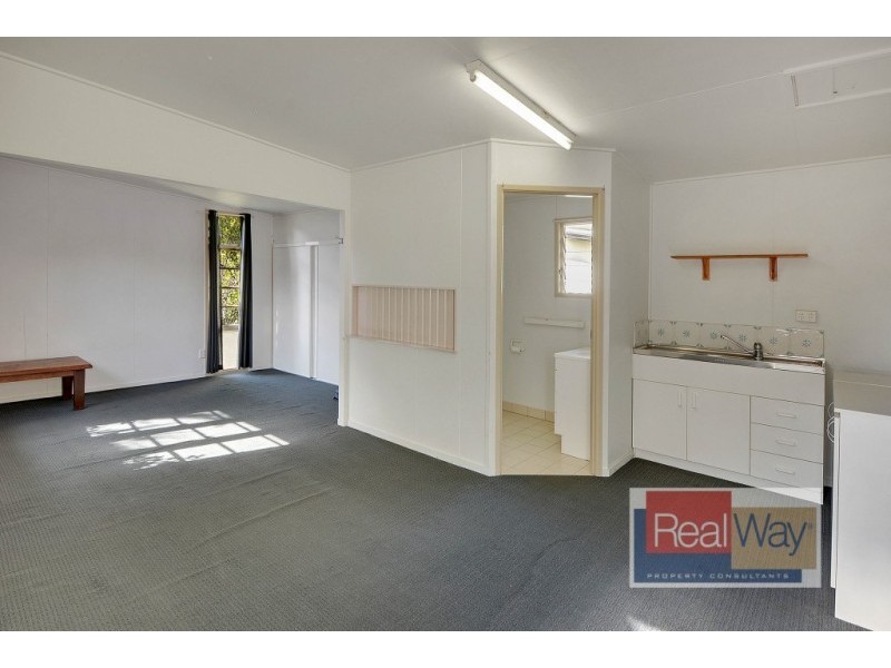16 Tarnkun Street, Alexandra Headland QLD 4572