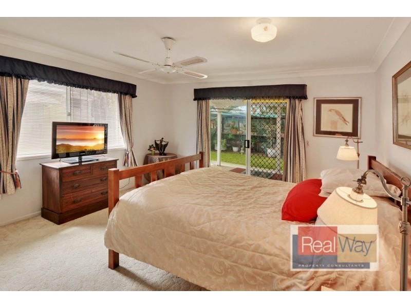 1 Maryann Street, Golden Beach QLD 4551