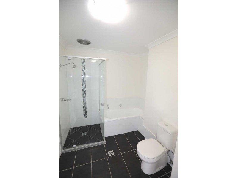 4/5 Forest Park Street, Meridan Plains QLD 4551