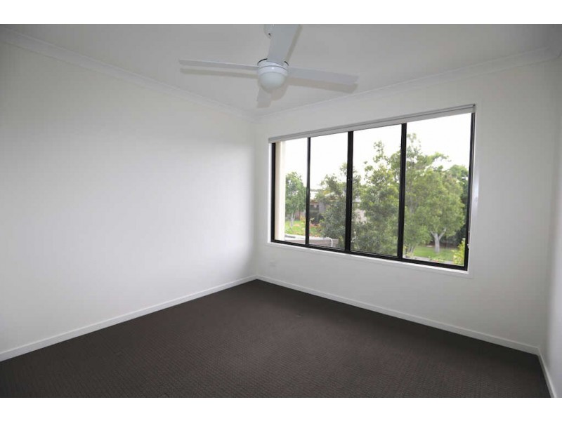 4/5 Forest Park Street, Meridan Plains QLD 4551