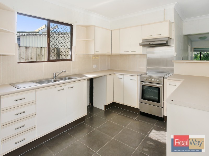 1/12 Balemo Street, Battery Hill QLD 4551