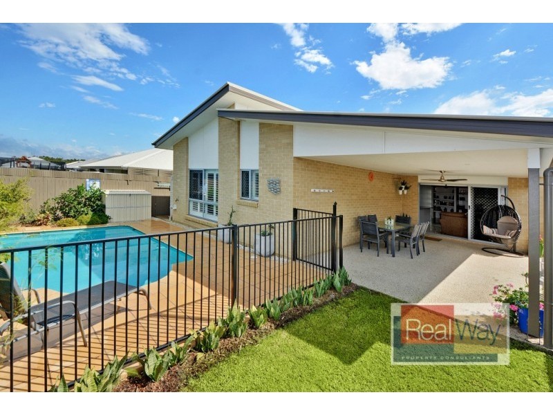 11 Sapphire Street, Caloundra West QLD 4551