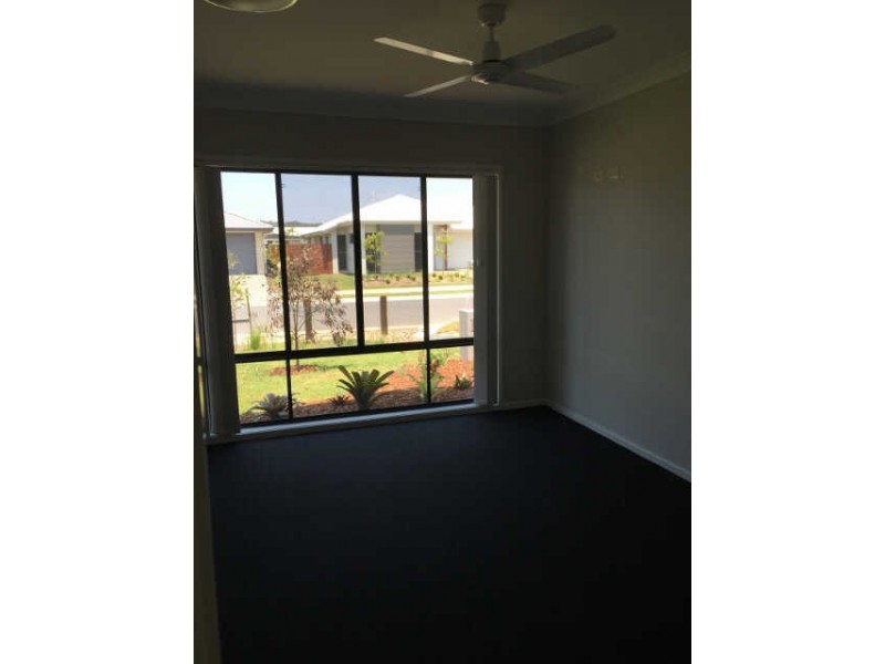 40 Frankland Avenue, Little Mountain QLD 4551