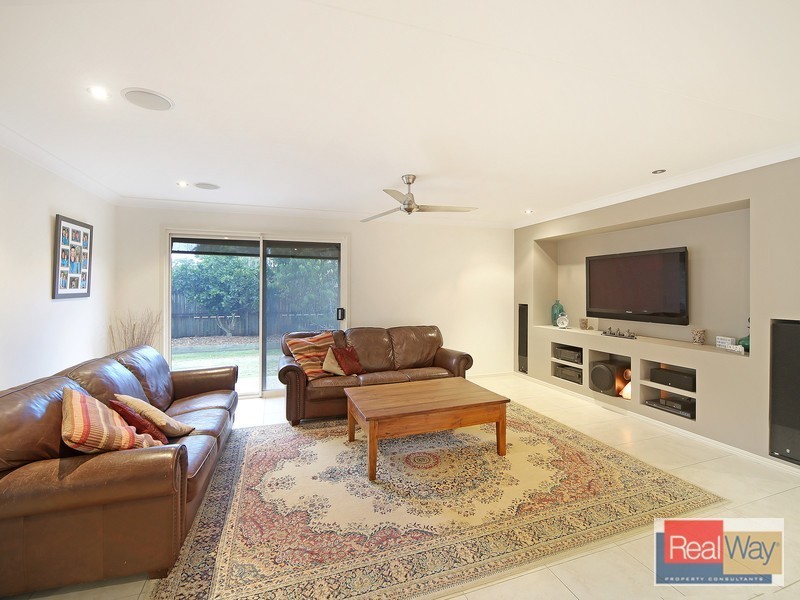 35 Koala Court, Little Mountain QLD 4551