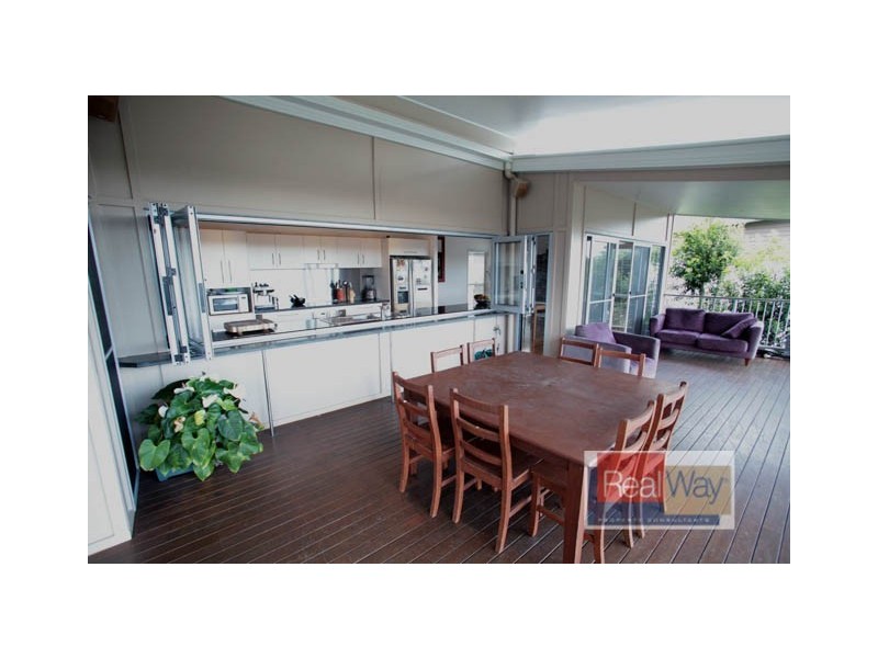 22 Sunset Drive, Little Mountain QLD 4551