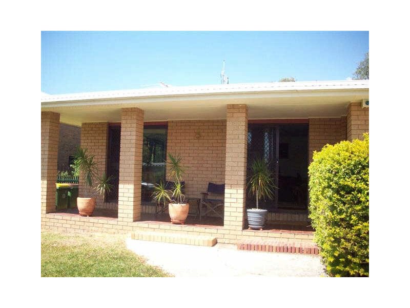 6 Sutherland Street, Dicky Beach QLD 4551