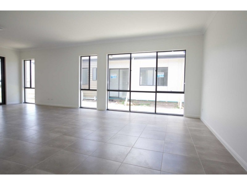 12 Burdekin Place, Pelican Waters QLD 4551