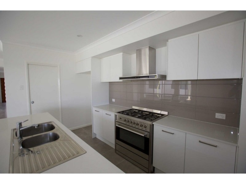 12 Burdekin Place, Pelican Waters QLD 4551