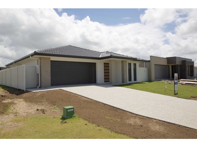 12 Burdekin Place, Pelican Waters QLD 4551