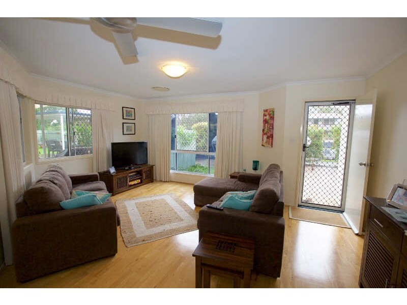 3/58 Currimundi Road, Currimundi QLD 4551