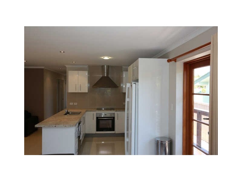 12 Browning Blvd, Battery Hill QLD 4551