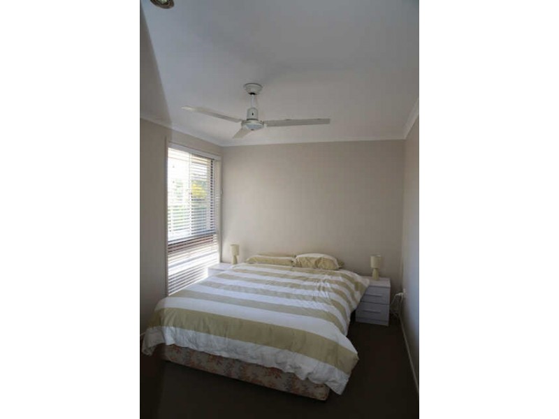 12 Browning Blvd, Battery Hill QLD 4551