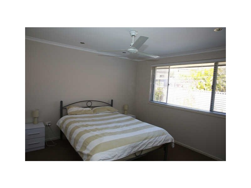 12 Browning Blvd, Battery Hill QLD 4551