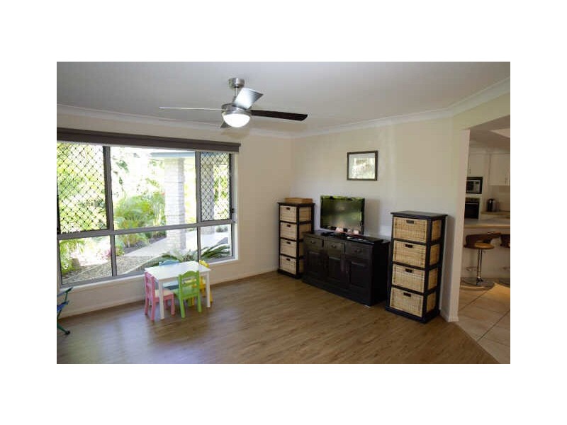 5 Sting Ray Harbour Court, Pelican Waters QLD 4551