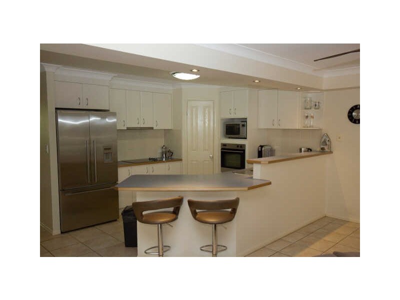 5 Sting Ray Harbour Court, Pelican Waters QLD 4551