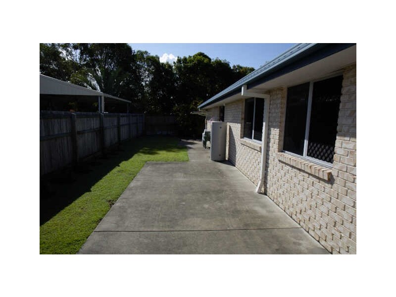 5 Sting Ray Harbour Court, Pelican Waters QLD 4551