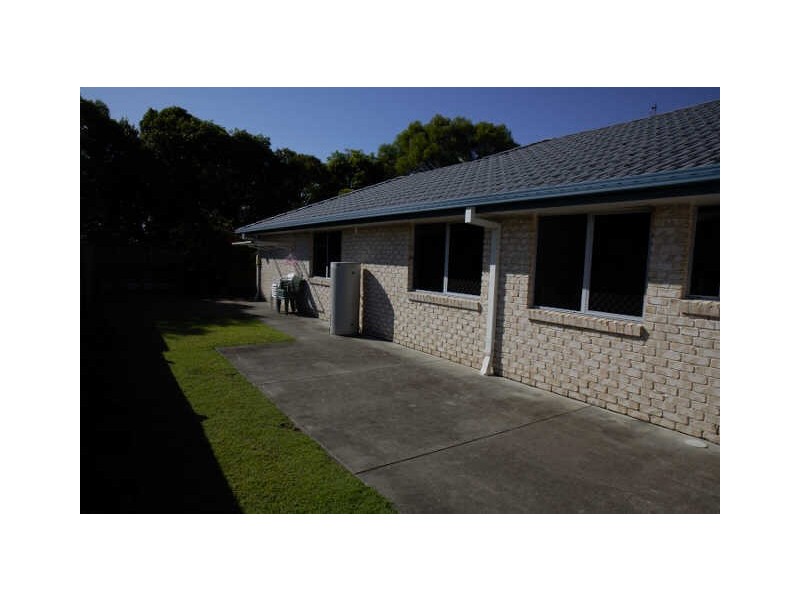 5 Sting Ray Harbour Court, Pelican Waters QLD 4551