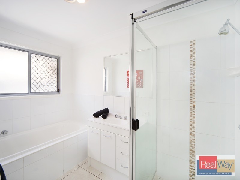 6 Donnelly Place, Caloundra West QLD 4551