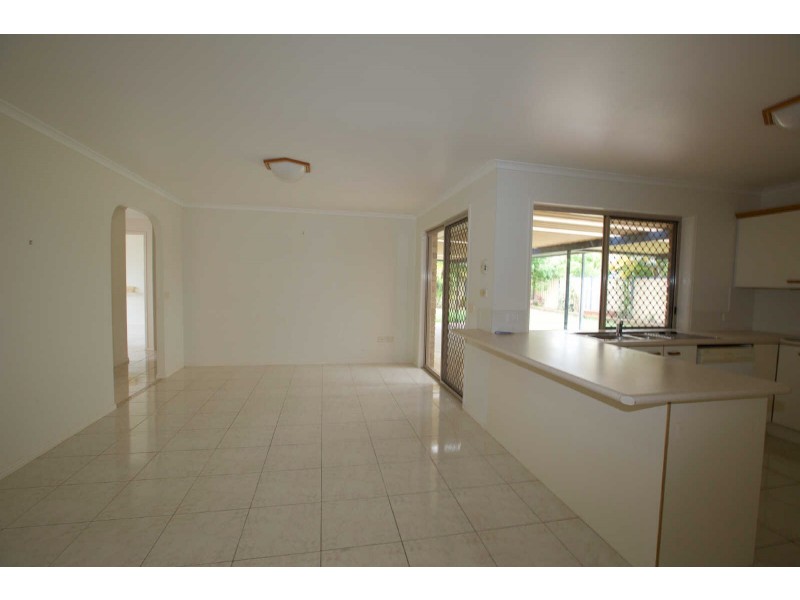 32 Snapdragon Street, Currimundi QLD 4551