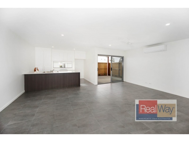 1/4 Topaz Drive, Caloundra West QLD 4551