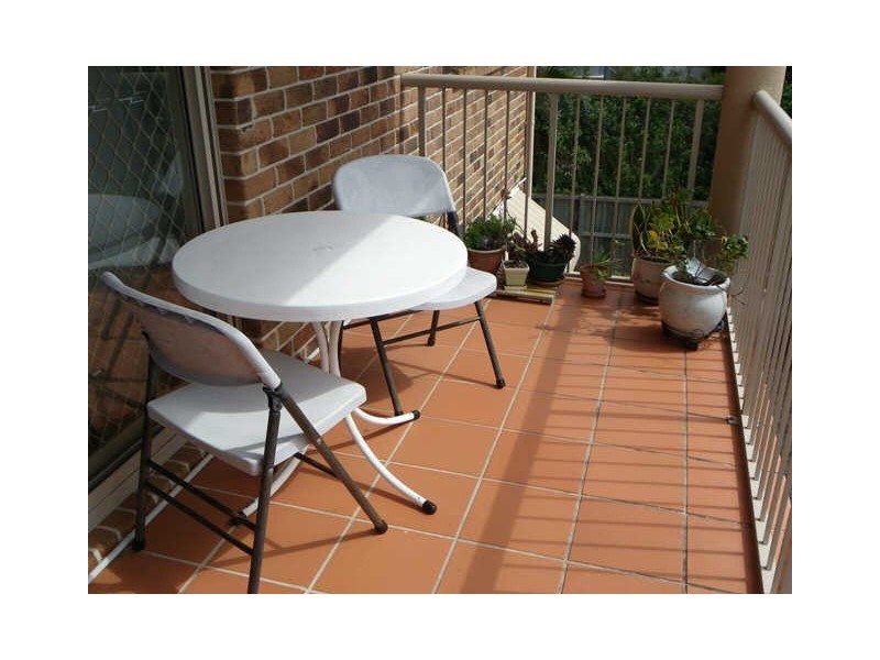4/9 Saltair Street, Kings Beach QLD 4551