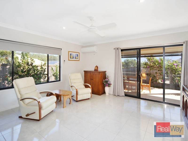 1 Forest View Way, Little Mountain QLD 4551