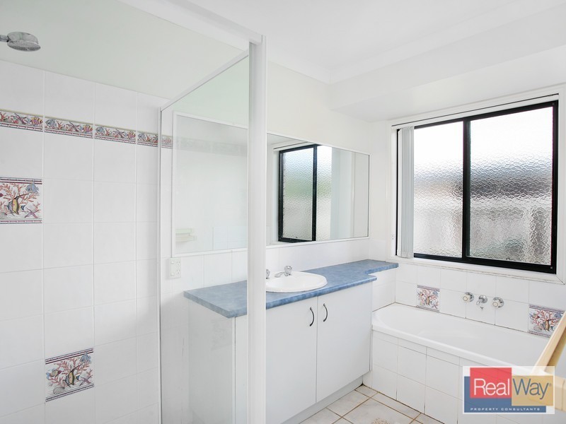 11 Kilbride Court, Caloundra West QLD 4551