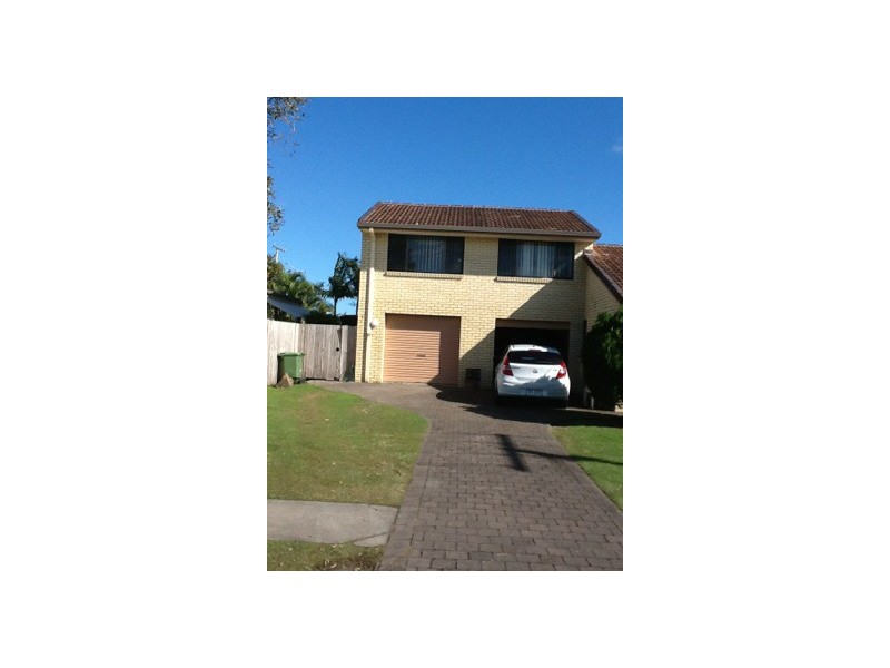 1/14 Balyata Street, Warana QLD 4575