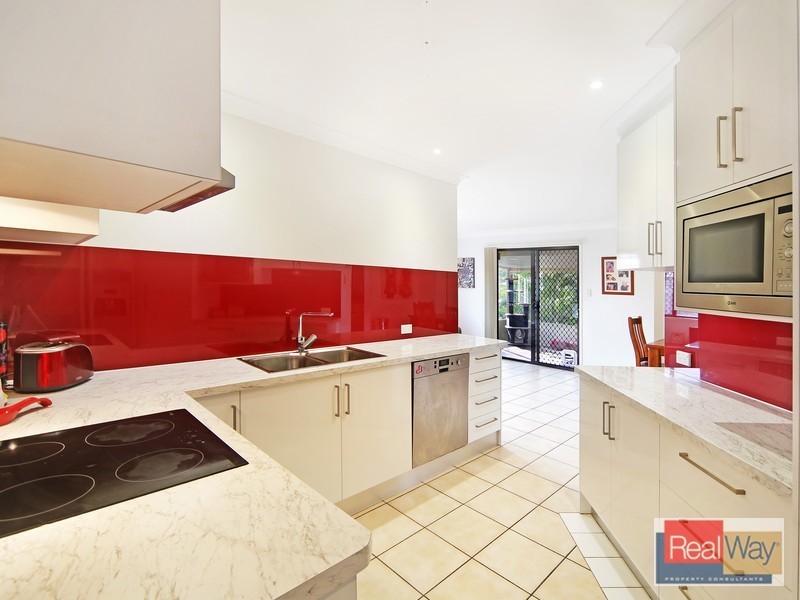 10 Springs Drive, Little Mountain QLD 4551