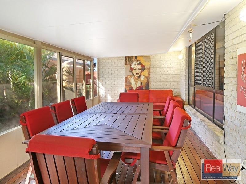 10 Springs Drive, Little Mountain QLD 4551