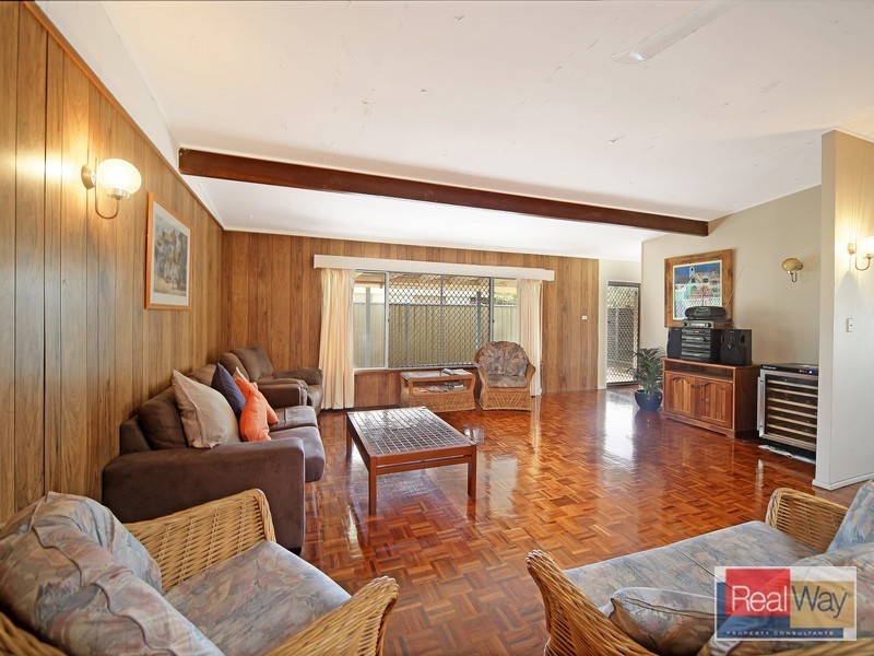 108 Coronation Avenue, Golden Beach QLD 4551