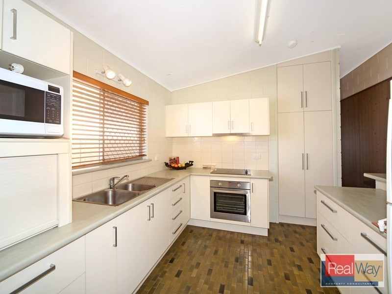108 Coronation Avenue, Golden Beach QLD 4551