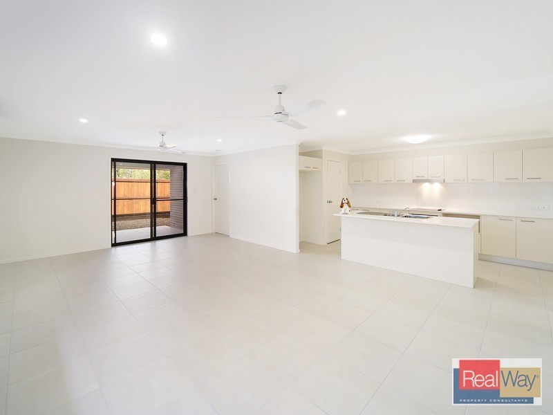 3 Topaz Crescent, Caloundra West QLD 4551