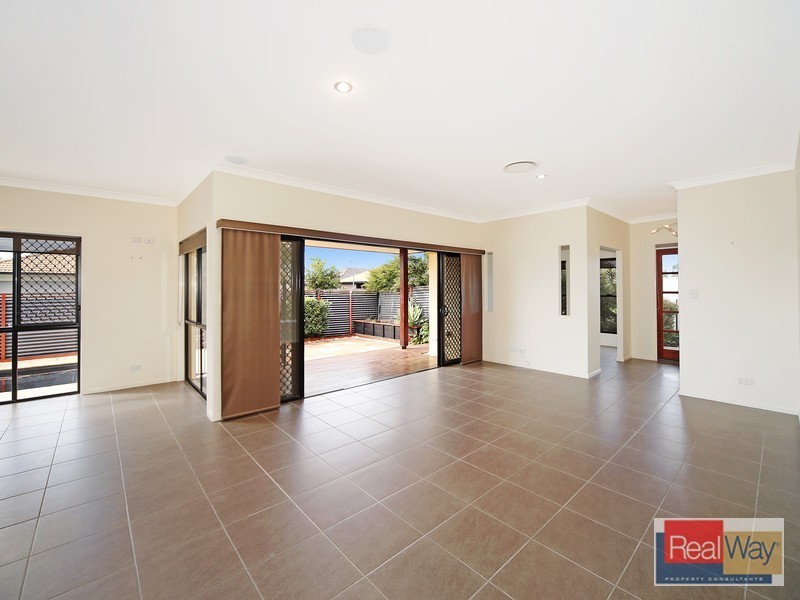 7 Northbrook Street, Caloundra West QLD 4551