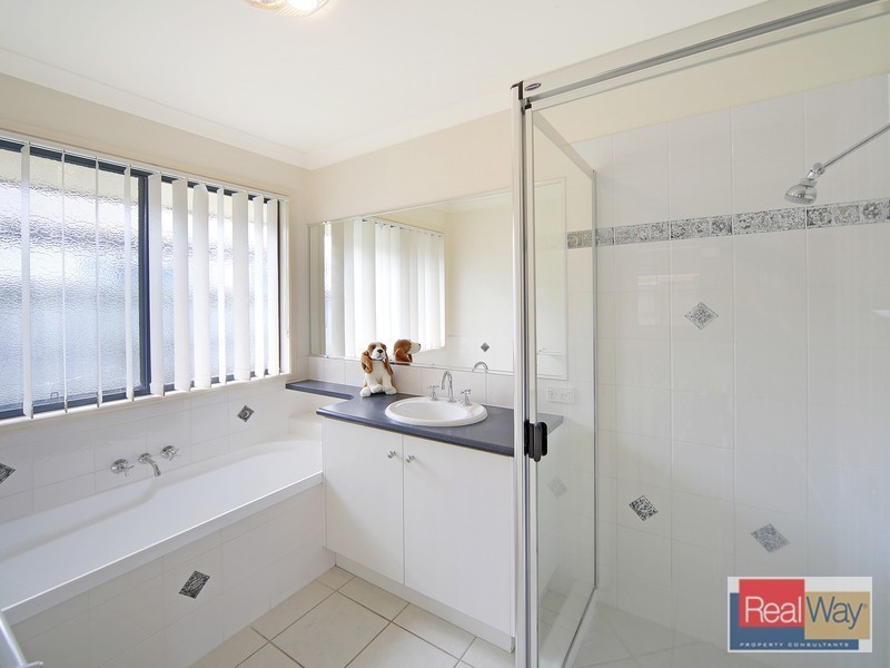 1 Carree Street, Caloundra West QLD 4551