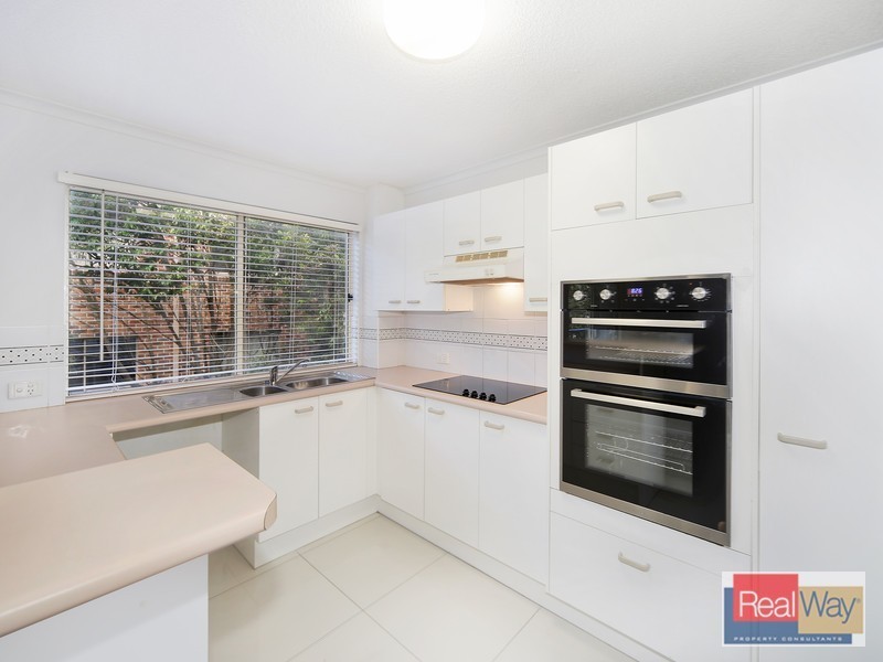 4/11 Saltair Street, Kings Beach QLD 4551